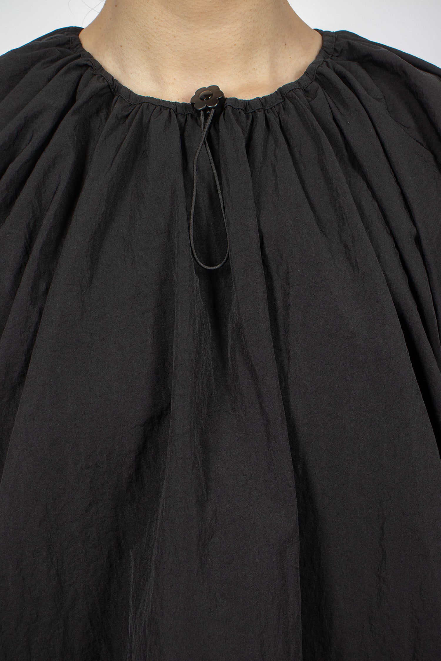 Bella Top Black