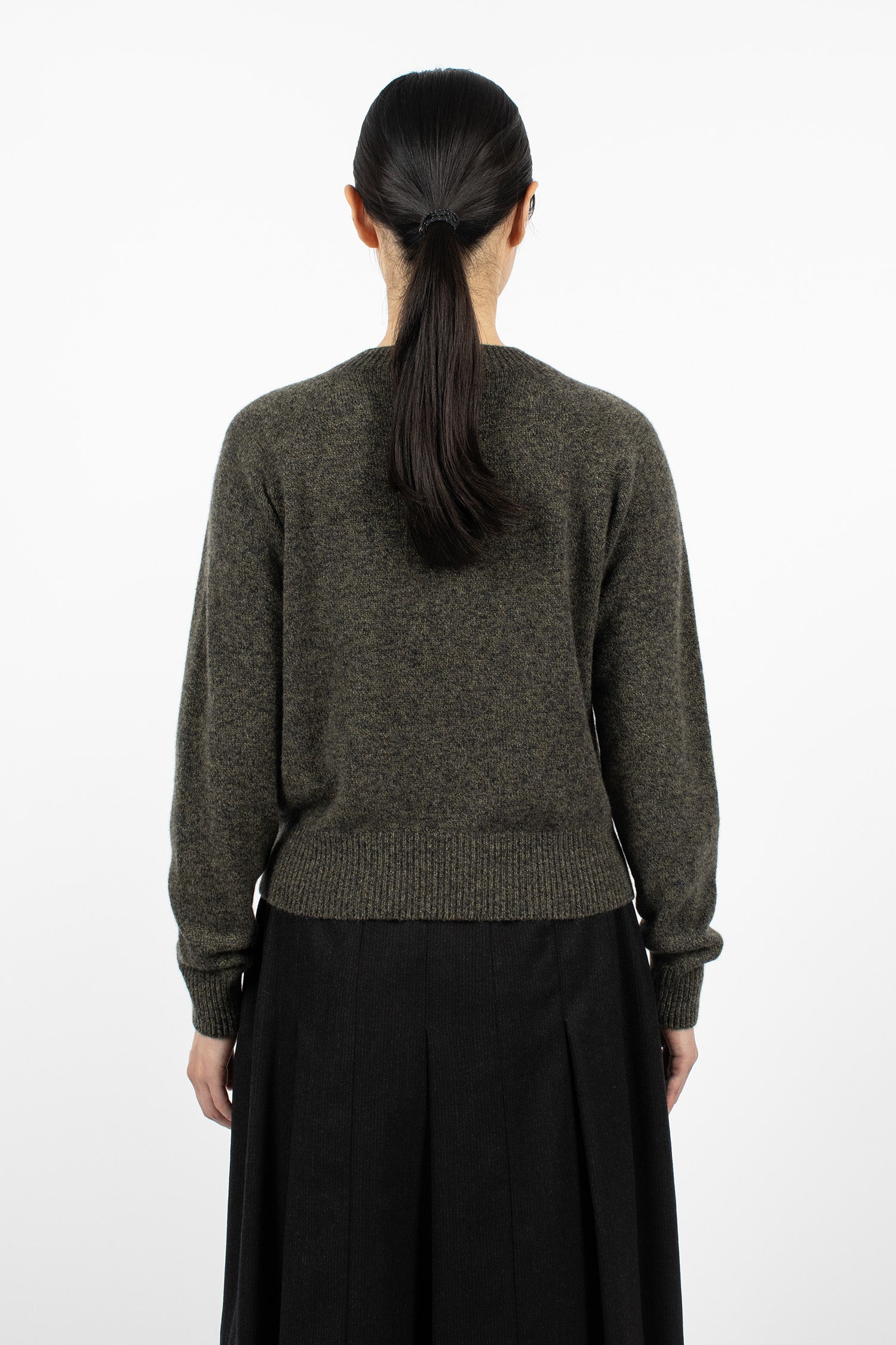 Short Classic Crew Neck Jumper Khaki/Charcoal Twist