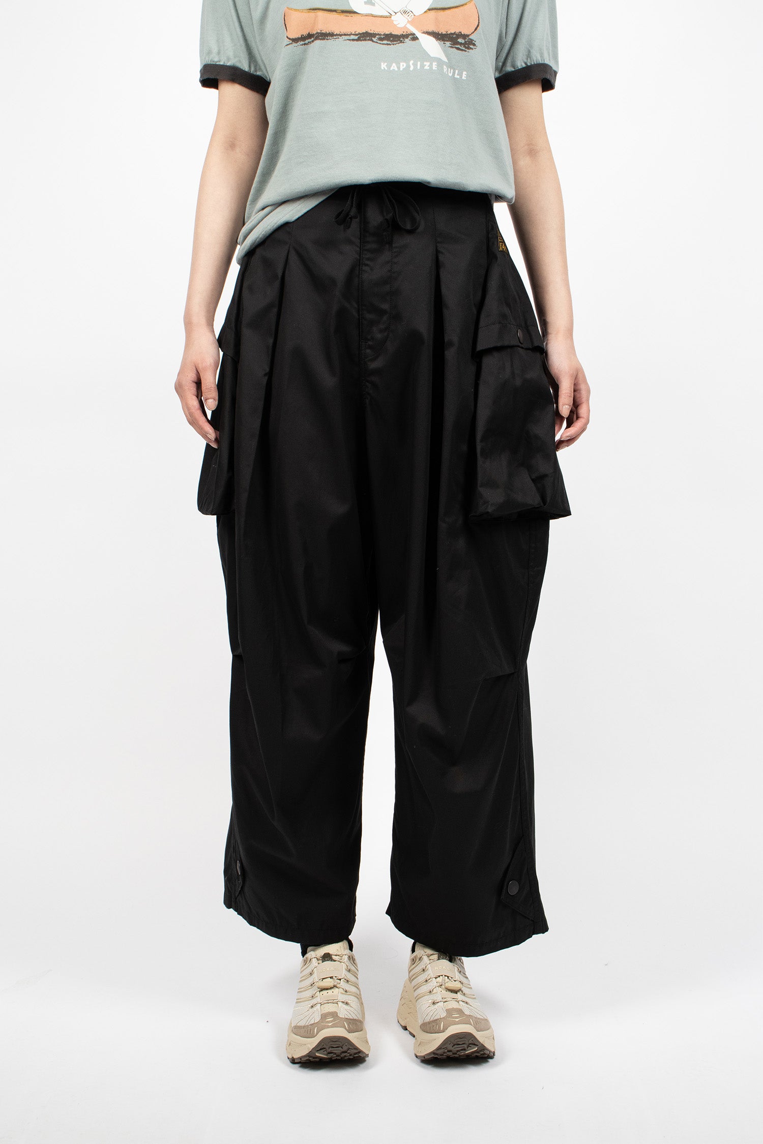 Combed Gabergine Aozai Cargo Pants Black