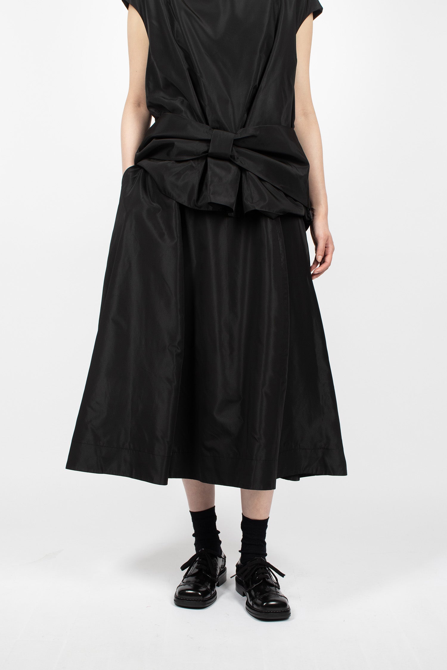 Sculpt Ripple Skirt Black