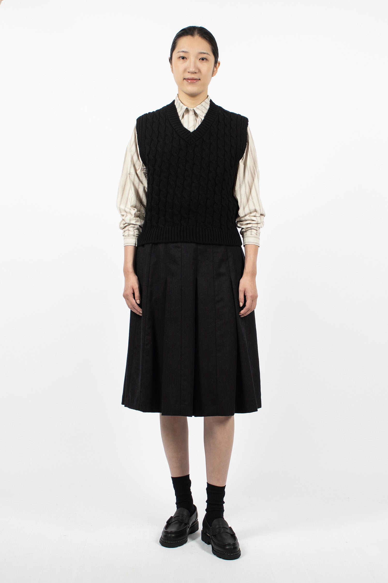Cable Merino Slipover Black