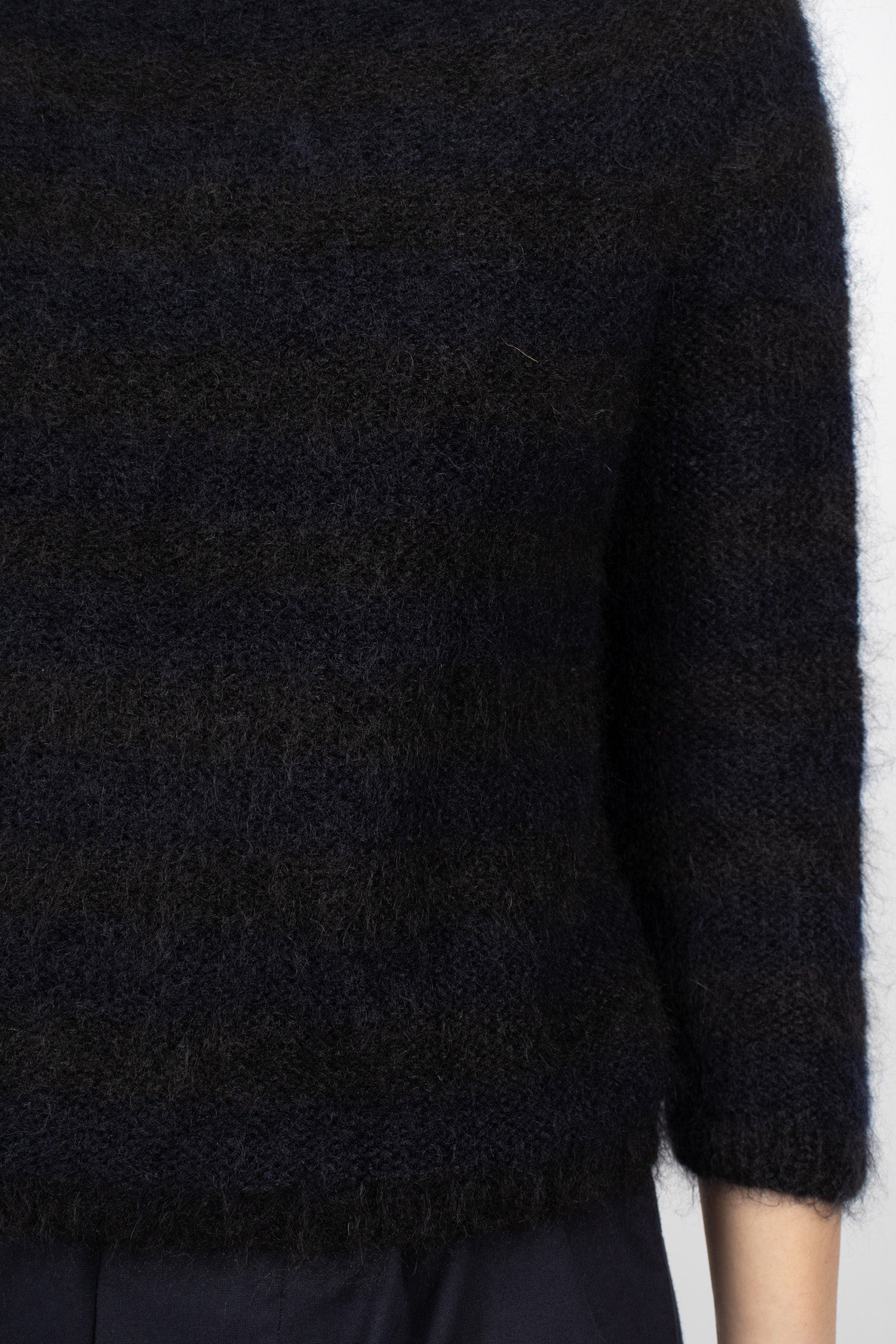 Hand-Knitted Stripe Jumper Black/Navy Blue