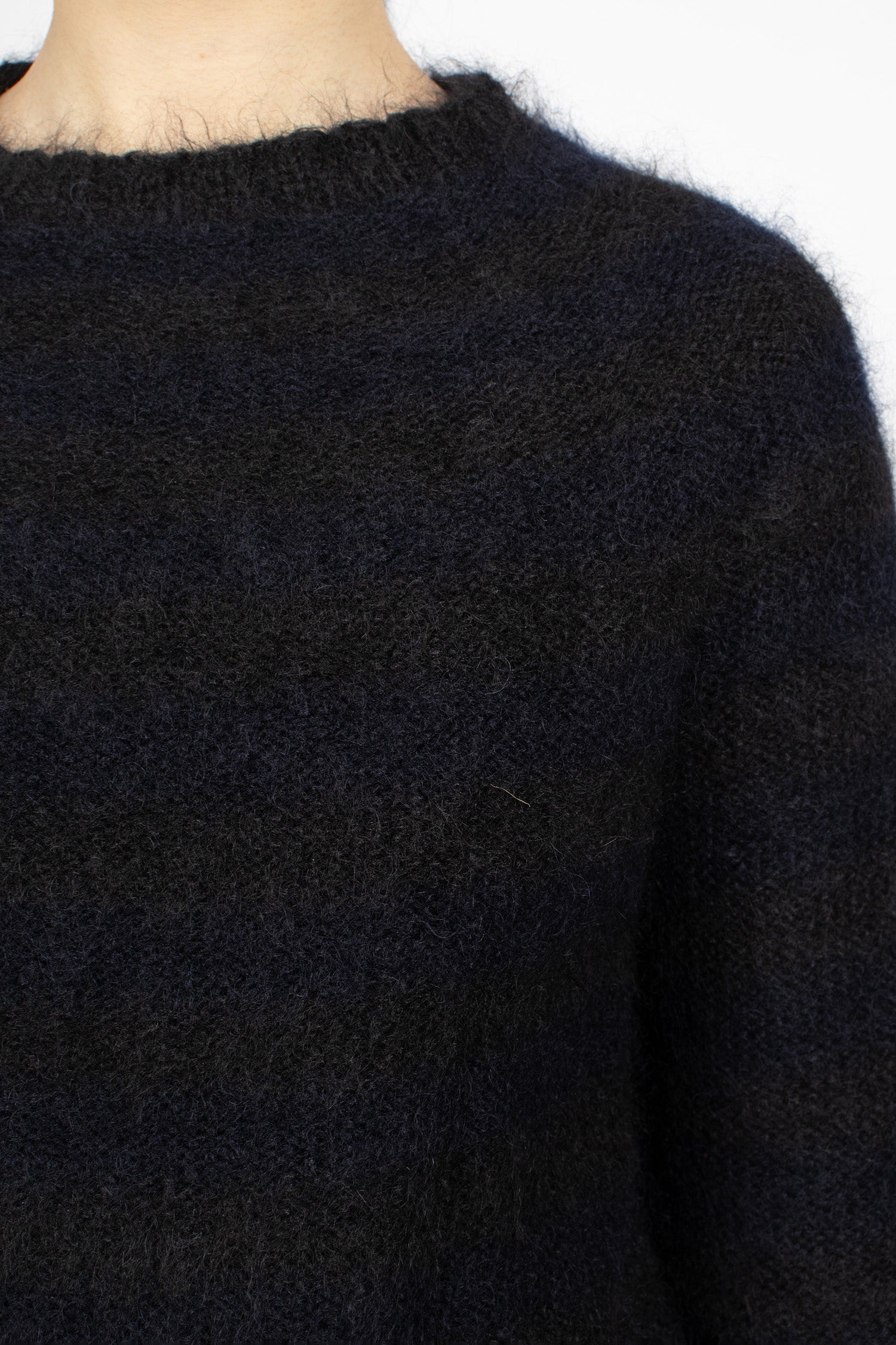 Hand-Knitted Stripe Jumper Black/Navy Blue