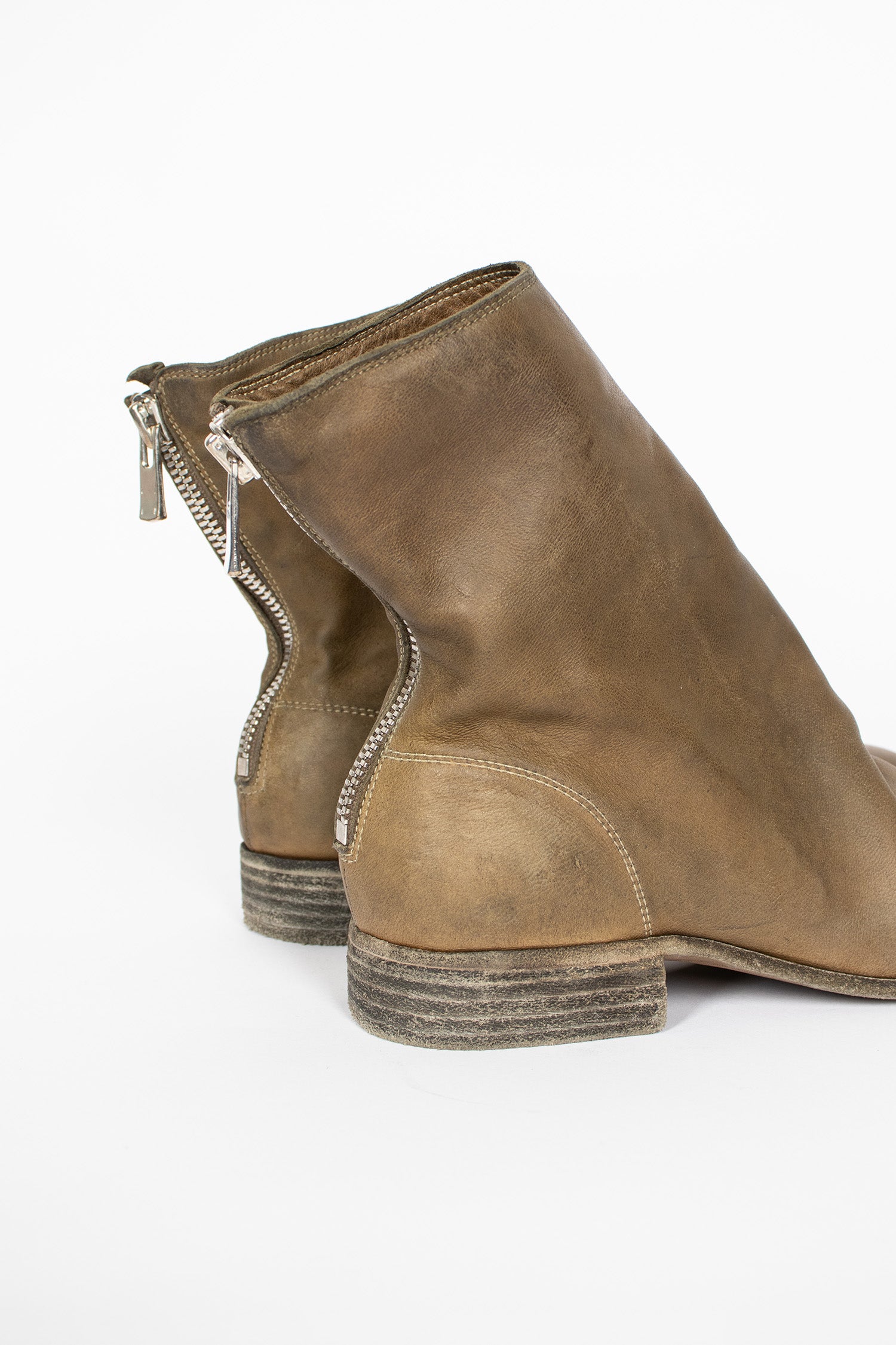 596 Full Grain Back Zip Ankle Boots CV177T Olive