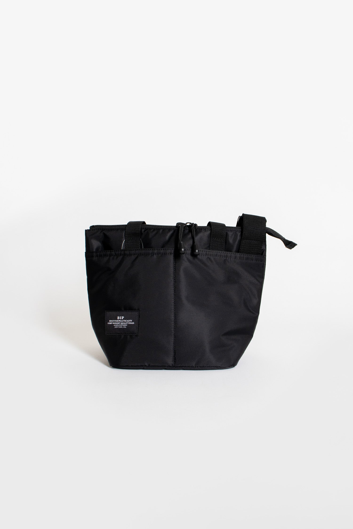 Small Zipper Duffle Black Puffer