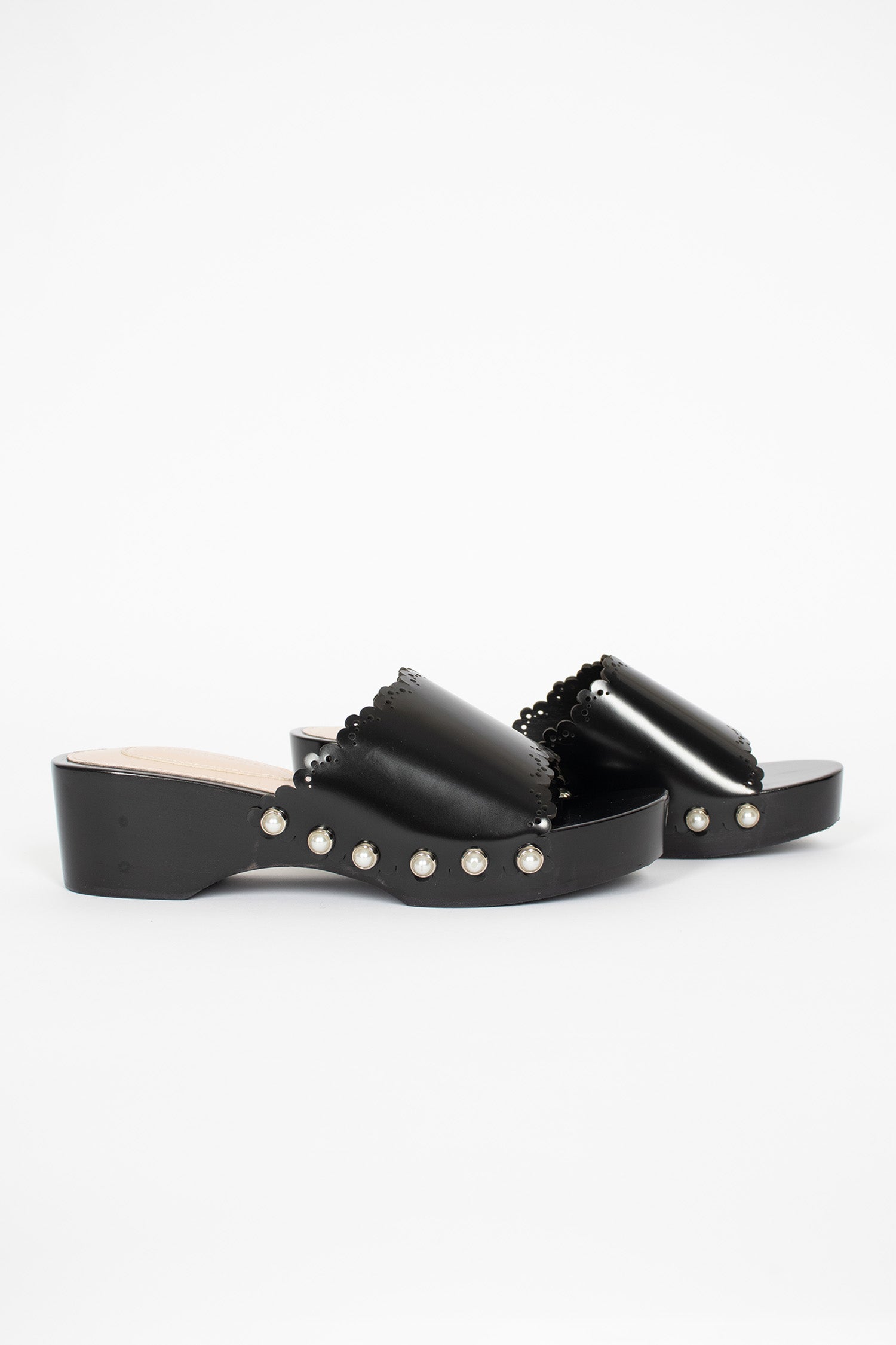 Scalloped Wooden Clogs Black
