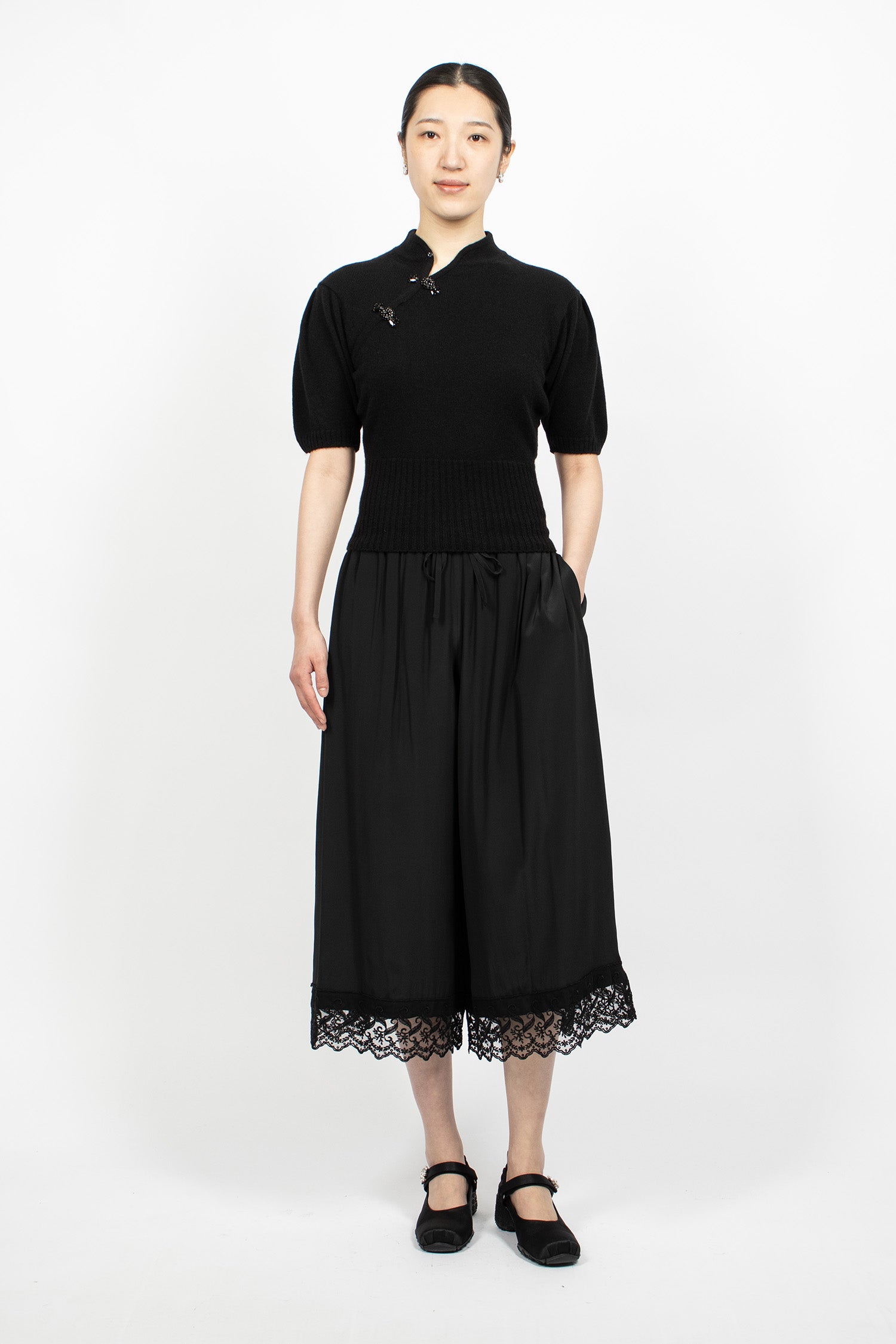 Embellished Mandarin Collar Cashmere Jumper Black/Jet