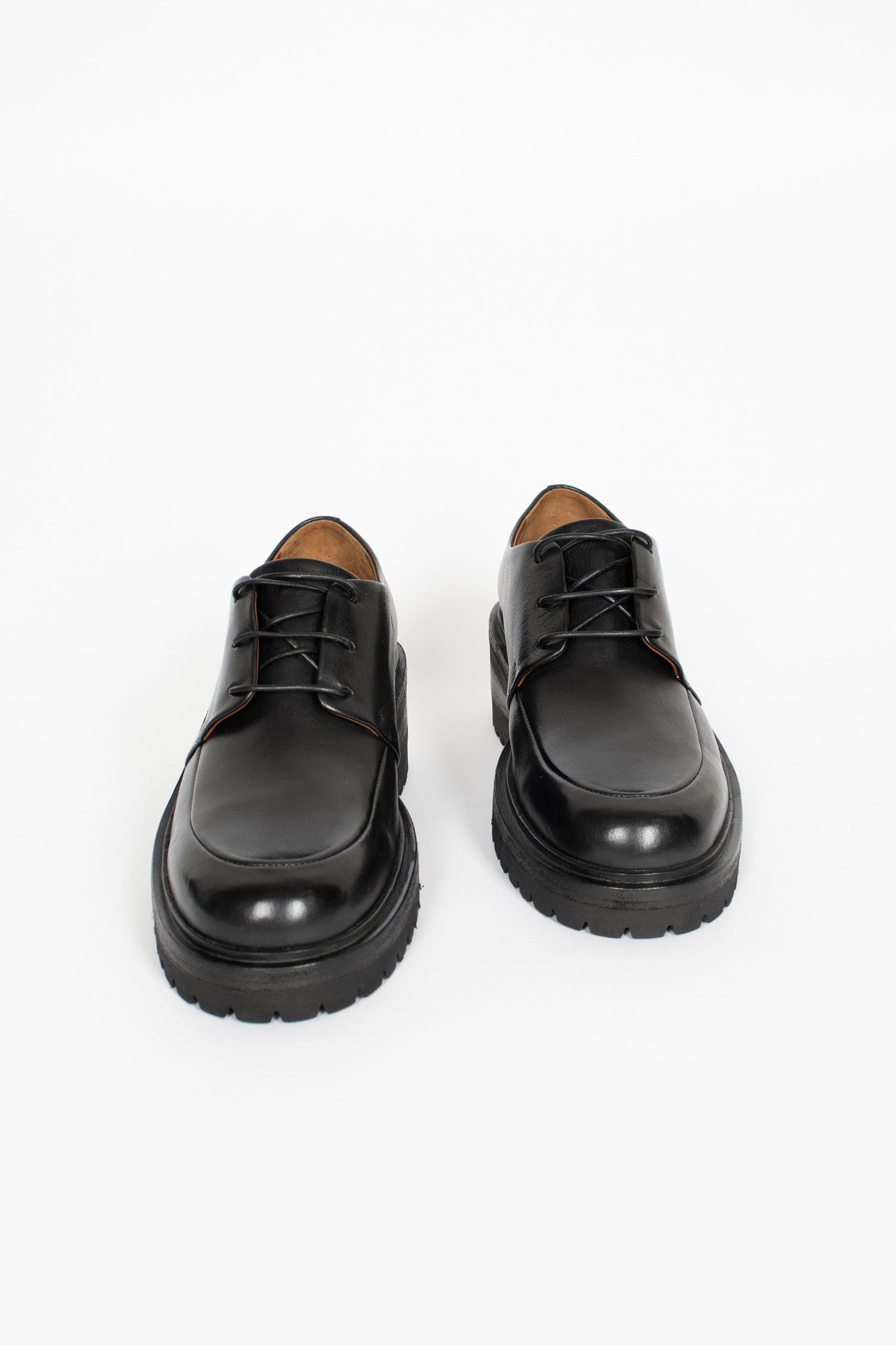 Calzone Derby Black