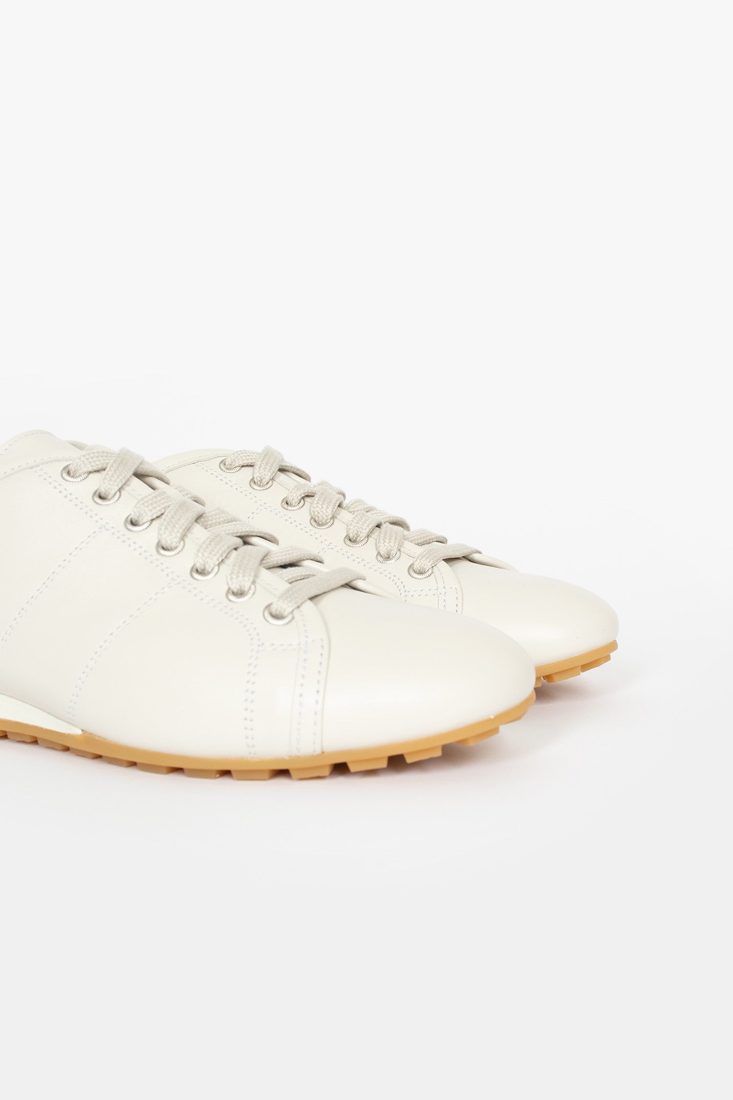 Smooth Leather Sneaker Off-White