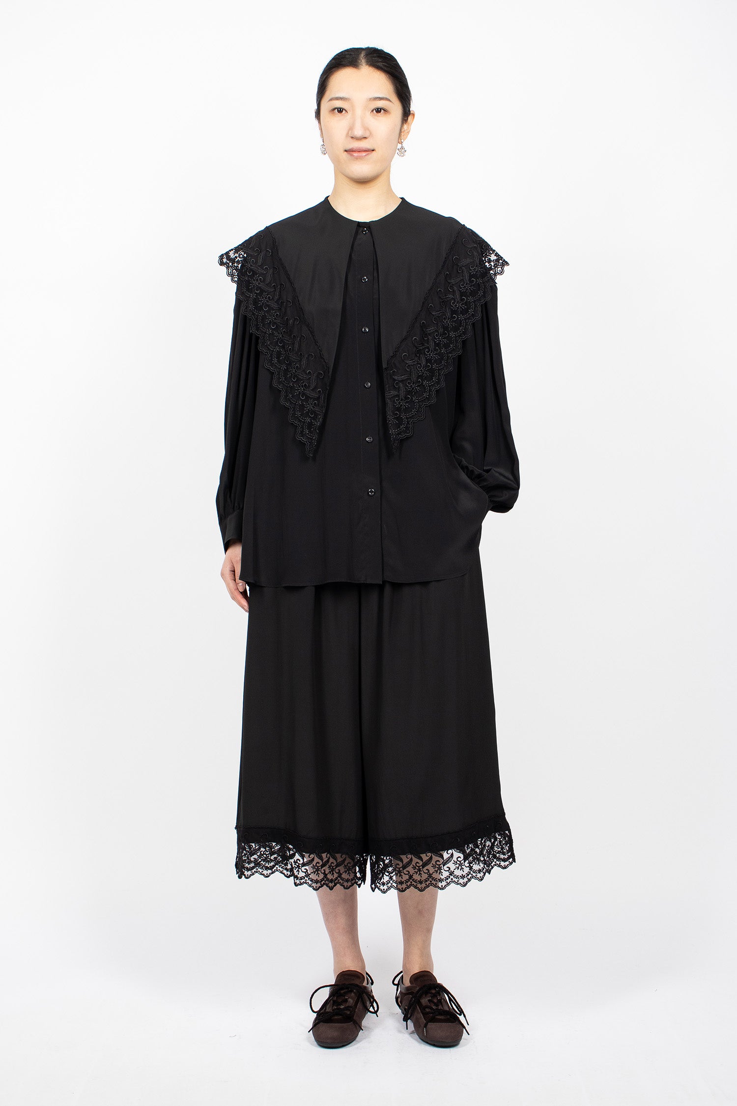 Cropped Lace Trim Negligee Trousers Black
